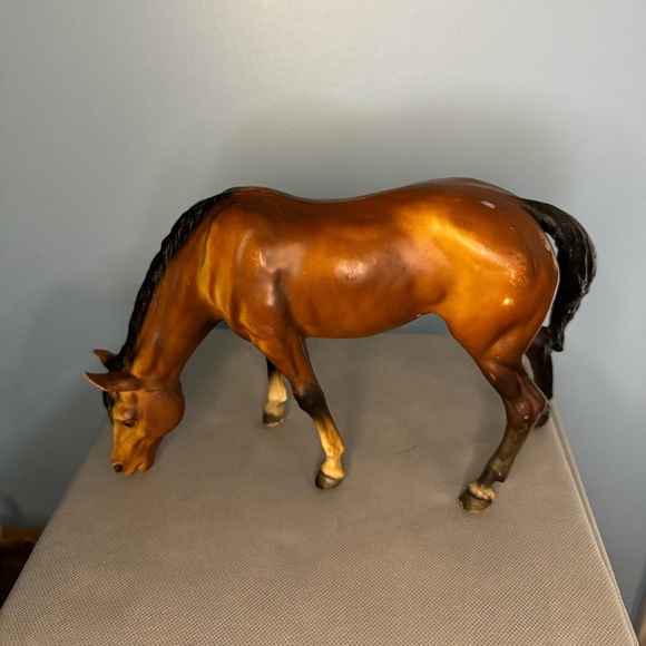 1965-76 Breyer #141 grazing Mare Matte Bay VINTAGE - Picture 1 of 5